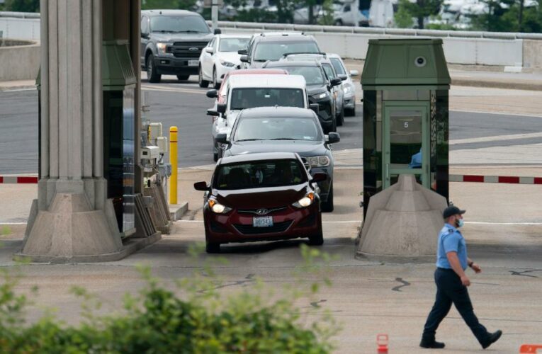 US extends non-essential travel restrictions with Canada and Mexico