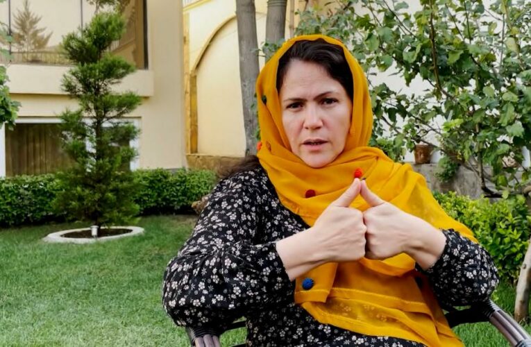 CNN reporter walks the streets of Taliban-controlled Kabul