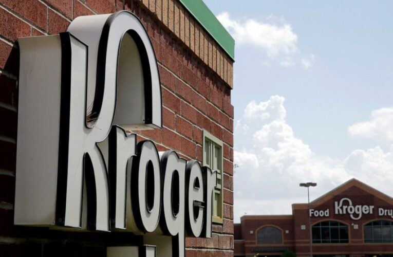 Buffett’s firm ups Kroger stake while trimming drug holdings