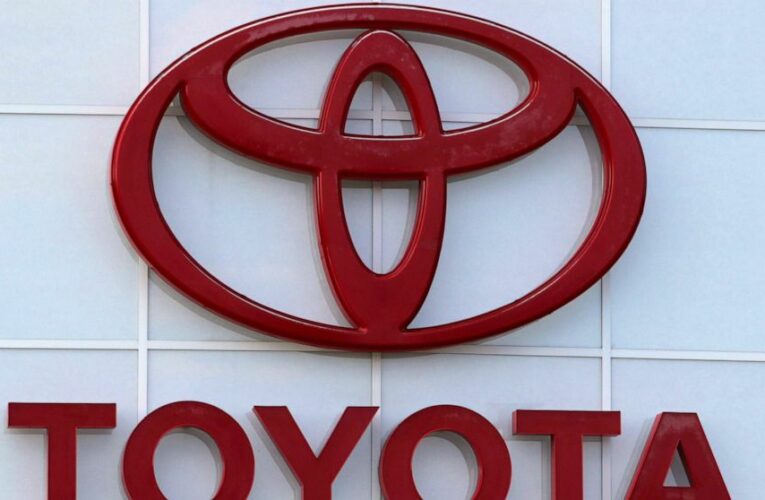 Toyota reports record profit amid pandemic, keeps forecasts