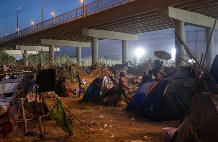 Border Patrol sought extra resources in Del Rio as far back as June, union emails show