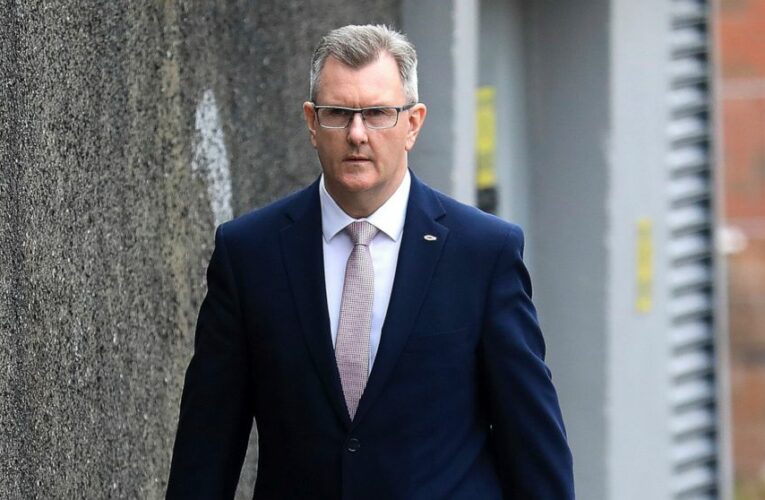 Unionist leader says Brexit deal could sink N Ireland govt