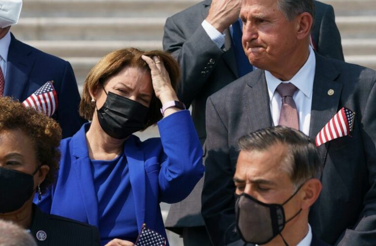 Democrats seek corporate, wealthy tax hikes for $3.5T plan