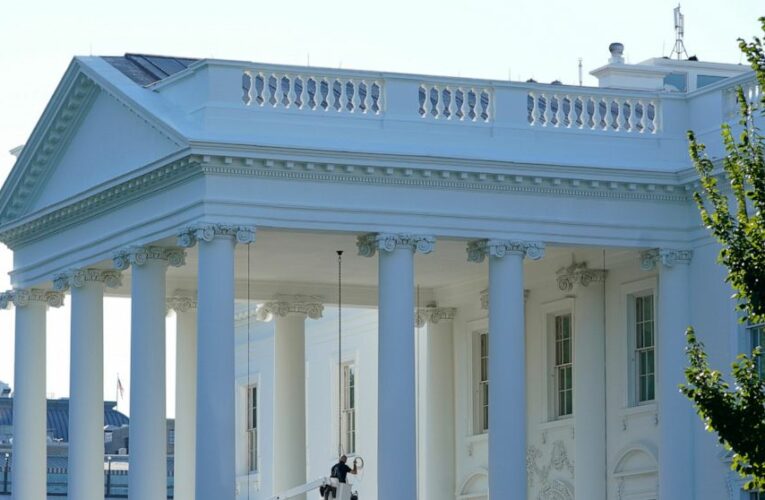 White House warns that debt limit showdown could hurt states
