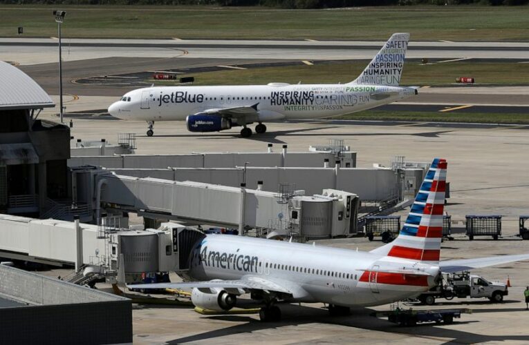 US sues to stop deal between American Airlines and JetBlue