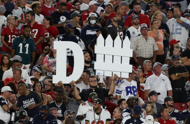 Crowded stadiums, pandemic create combustible mix this fall