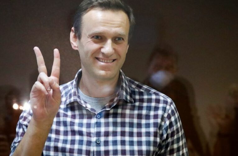 Russia urges Apple, Google to remove Navalny app from stores