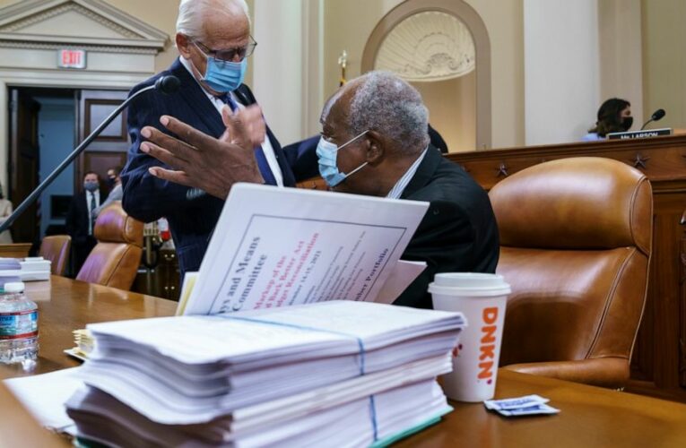 Democrats try delicate tax maneuvers for $3.5 trillion bill