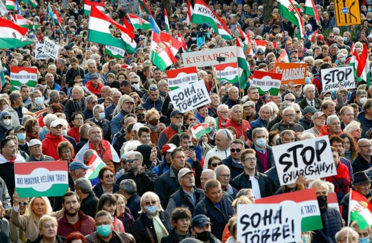 Tens of thousands in Orban rally in Hungary capital Budapest