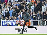 Newcastle-Spurs briefly halted after fan medical emergency