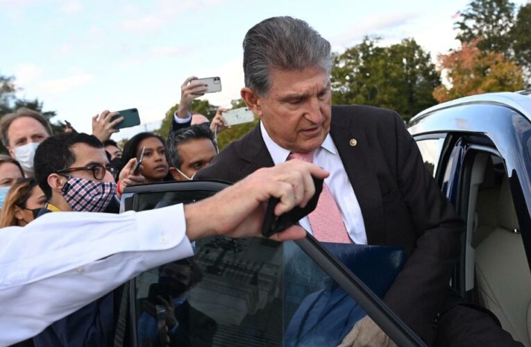 Manchin warns he may vote against Biden social safety net plan as he criticizes key aspects
