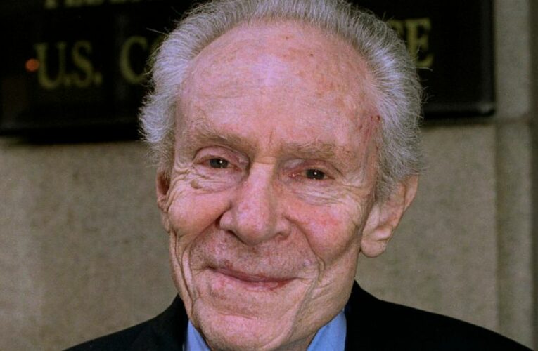 Aaron Feuerstein, famously generous mill owner, dies at 95