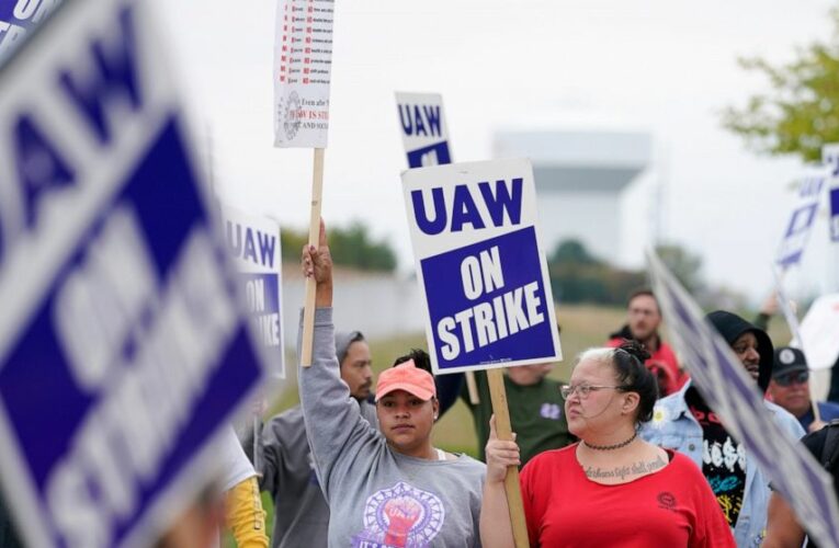 Deere warns striking workers not to expect better offer