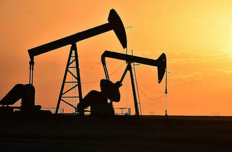 US says oil, gas sales damage climate &mdash; but won’t stop them