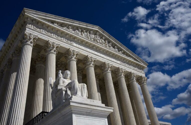 Supreme Court upholds TX abortion law, but says providers can sue