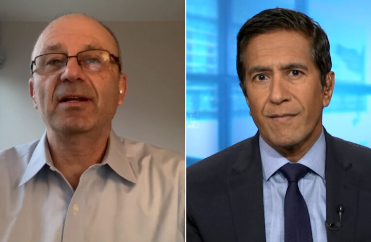 Dr. Gupta questions Pfizer chief scientist on vaccine’s Omicron defense