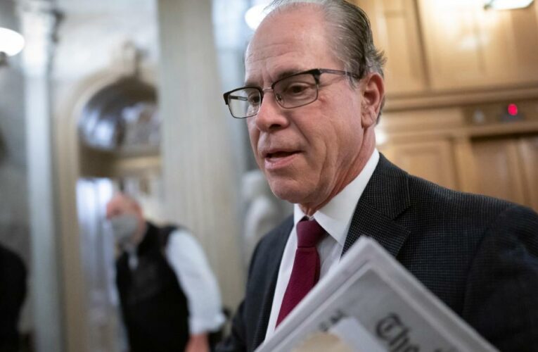 Senate votes to overturn Biden vaccine mandate for businesses