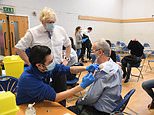 Covid UK: Boris calls for tens of thousands to join booster volunteer army