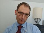 Professor Lockdown says 10-day quarantine SHOULD be cut to seven days