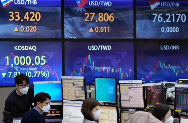 US stocks end lower, marking 3rd losing week in the last 4