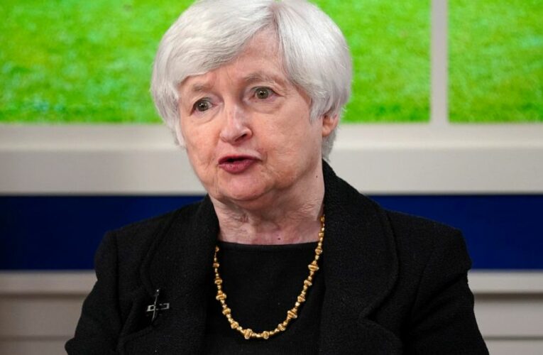 U.S. government deficit down 17% from same period a year ago