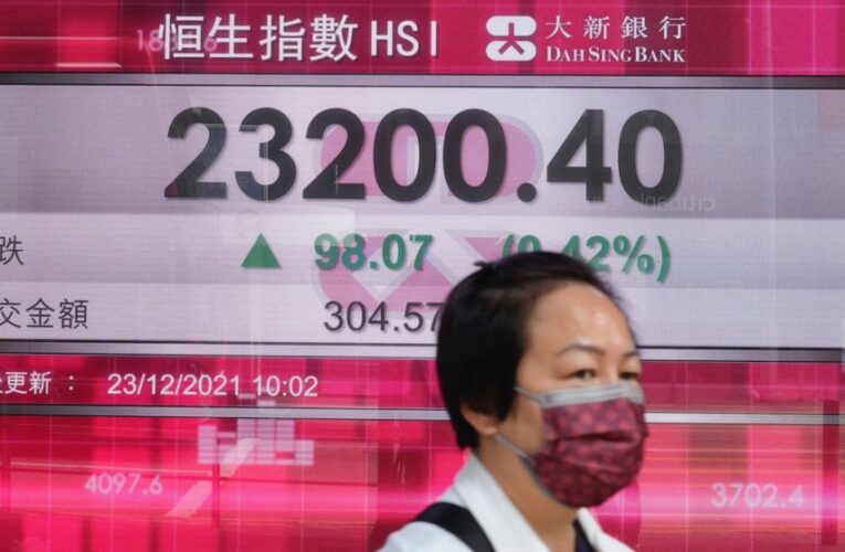 Stocks rise on Wall Street, indexes head for weekly gains