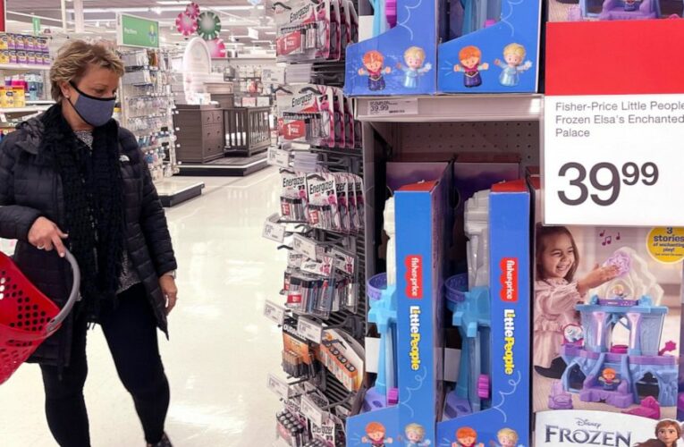 US consumer confidence rises despite omicron, higher prices