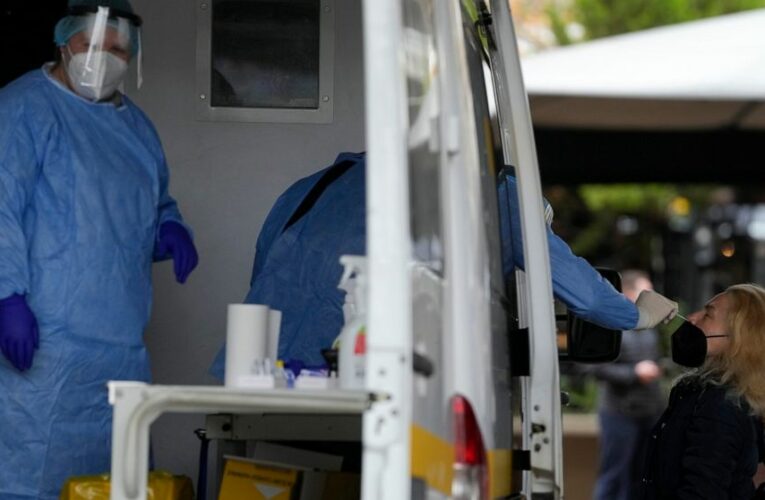 Live updates: Spain shortens mandatory COVID isolation time