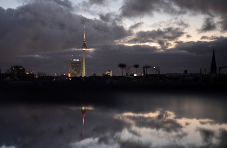 Germany set to decide on post-Christmas COVID restrictions