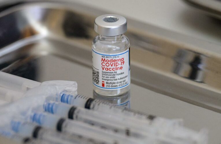 Study: Moderna booster remains durable against Omicron despite drop in antibodies after 6 months