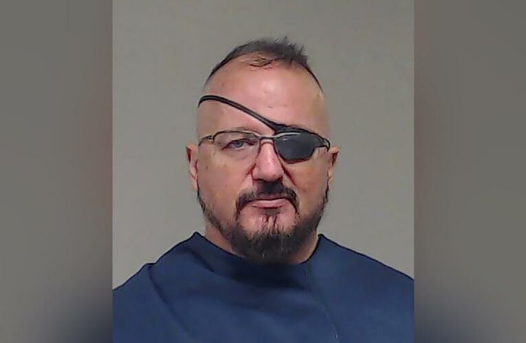 Judge to rule soon on keeping Oath Keepers leader Stewart Rhodes locked up until trial