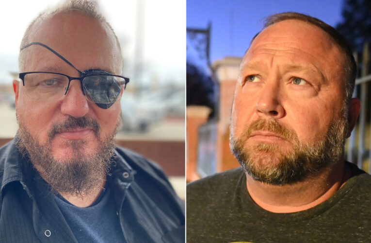 Oath Keepers leader Stewart Rhodes has spewed anti-government rhetoric for more than a decade, and Infowars host Alex Jones has been his amplifier