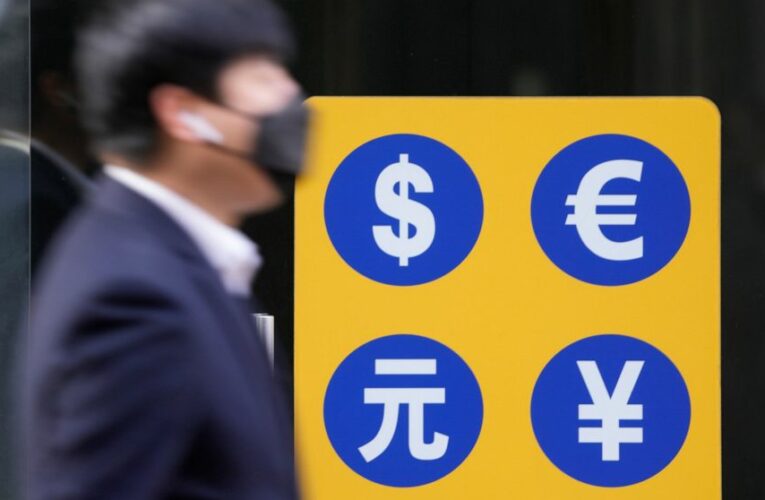 Asian shares mixed following Wall Street losses