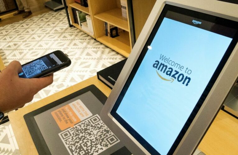 Amazon plans a clothing store for a Southern California mall