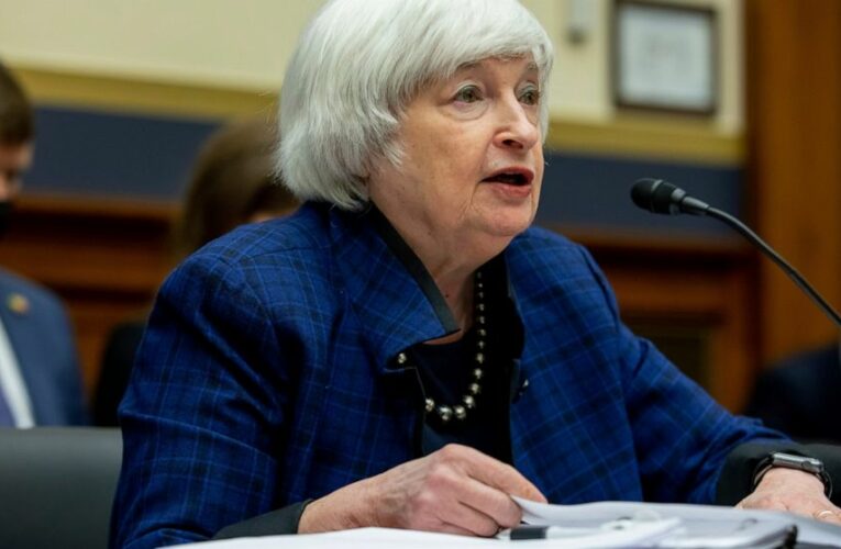 US posted smallest monthly deficit in 2 years in December