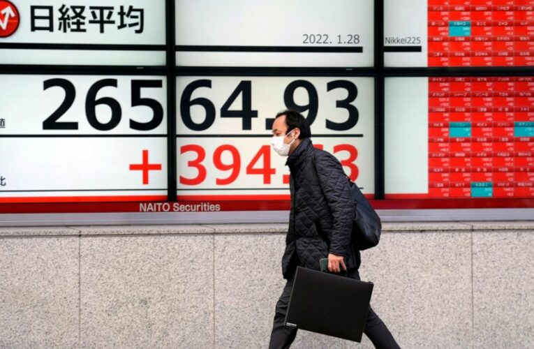 Stocks end a turbulent week with biggest gains of the year