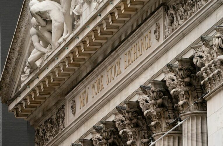 Wells Fargo’s $5.8 billion profit easily tops expectations