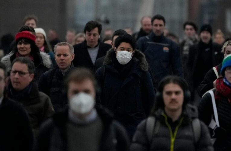 UK to lift travel test requirements for the vaccinated