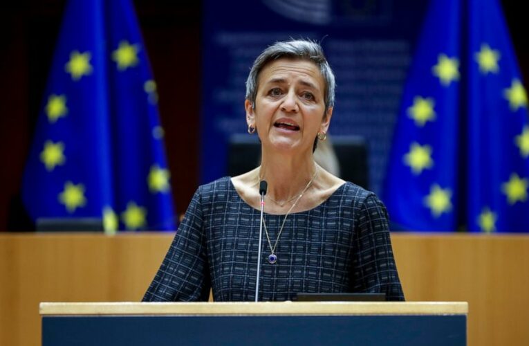 EU rejects merger of SKorean shipbuilders Daewoo, Hyundai