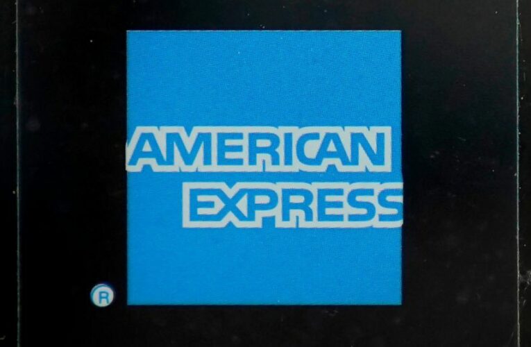 American Express Q4 profits jump 20% on card spending