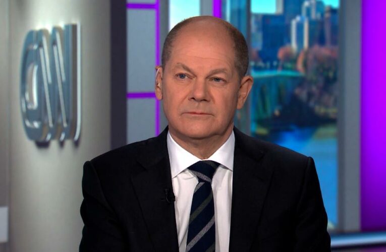 Scholz says US and Germany will act together if Russia invades