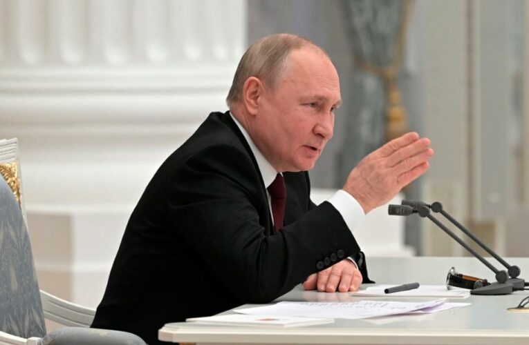 Moscow: Putin recognizes breakaway territories in eastern Ukraine, marking a sharp escalation in crisis