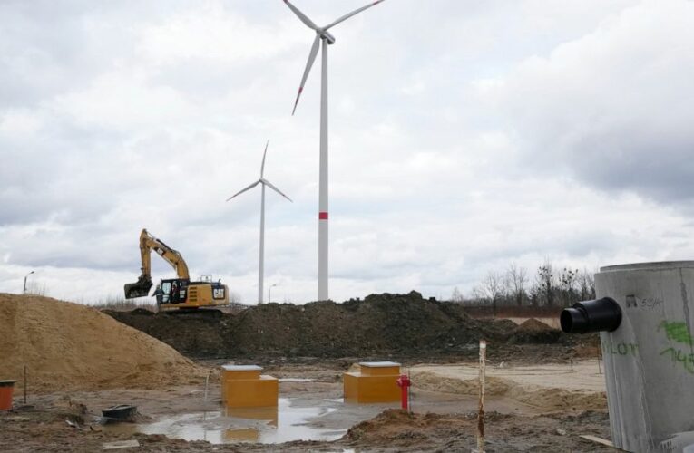 Storm helps Poland hit wind energy record: 30% of power