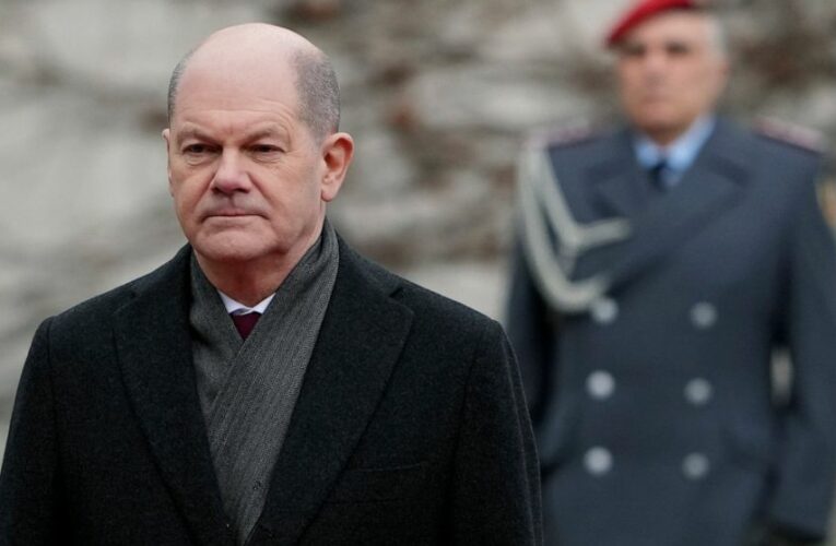 Ukraine-Russia: Germany suspends Nord Stream 2 gas pipeline