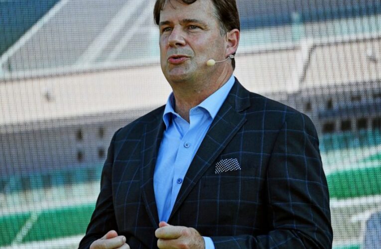 Ford CEO: No plan to spin off EV business, but change coming