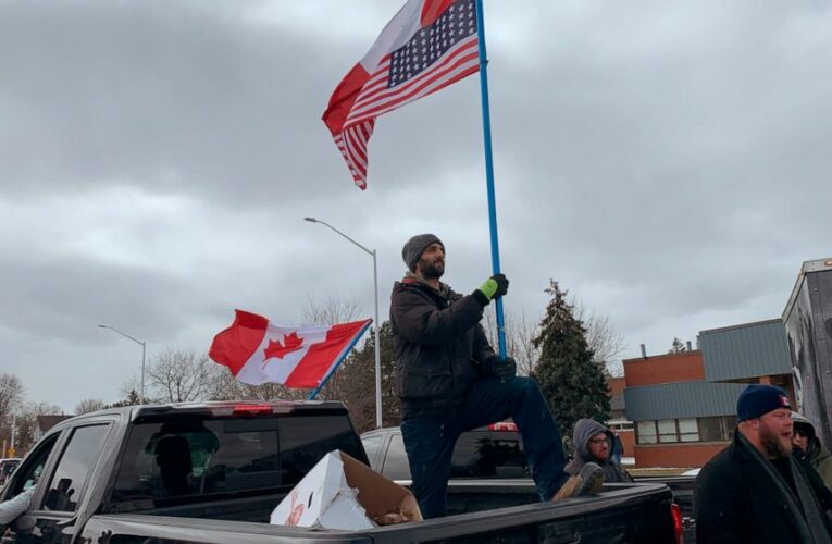 Canada border blockade clearing peacefully as police move in