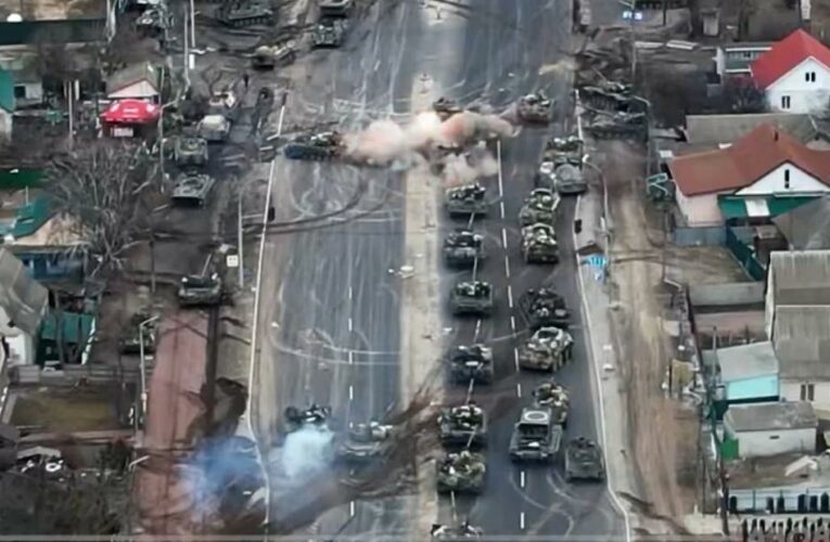 Video appears to show Ukrainian airstrike on Russian tanks outside Kyiv