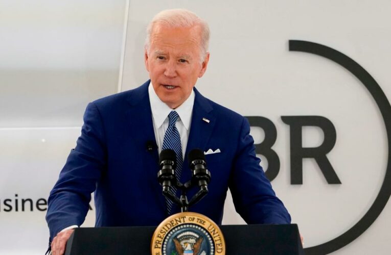 US response: US will accept 100,000 refugees from Ukraine as Biden slaps restrictions on 300 Duma members