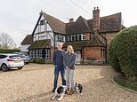 Britain’s kindest village in Oxfordshire opens its doors to fleeing 50 Ukrainians