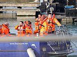 Grant Shapps tells passengers to ‘vote with their feet’ and avoid P&O Ferries